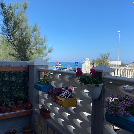 La Chicca Sul Mare Villa Bari Bagian luar foto