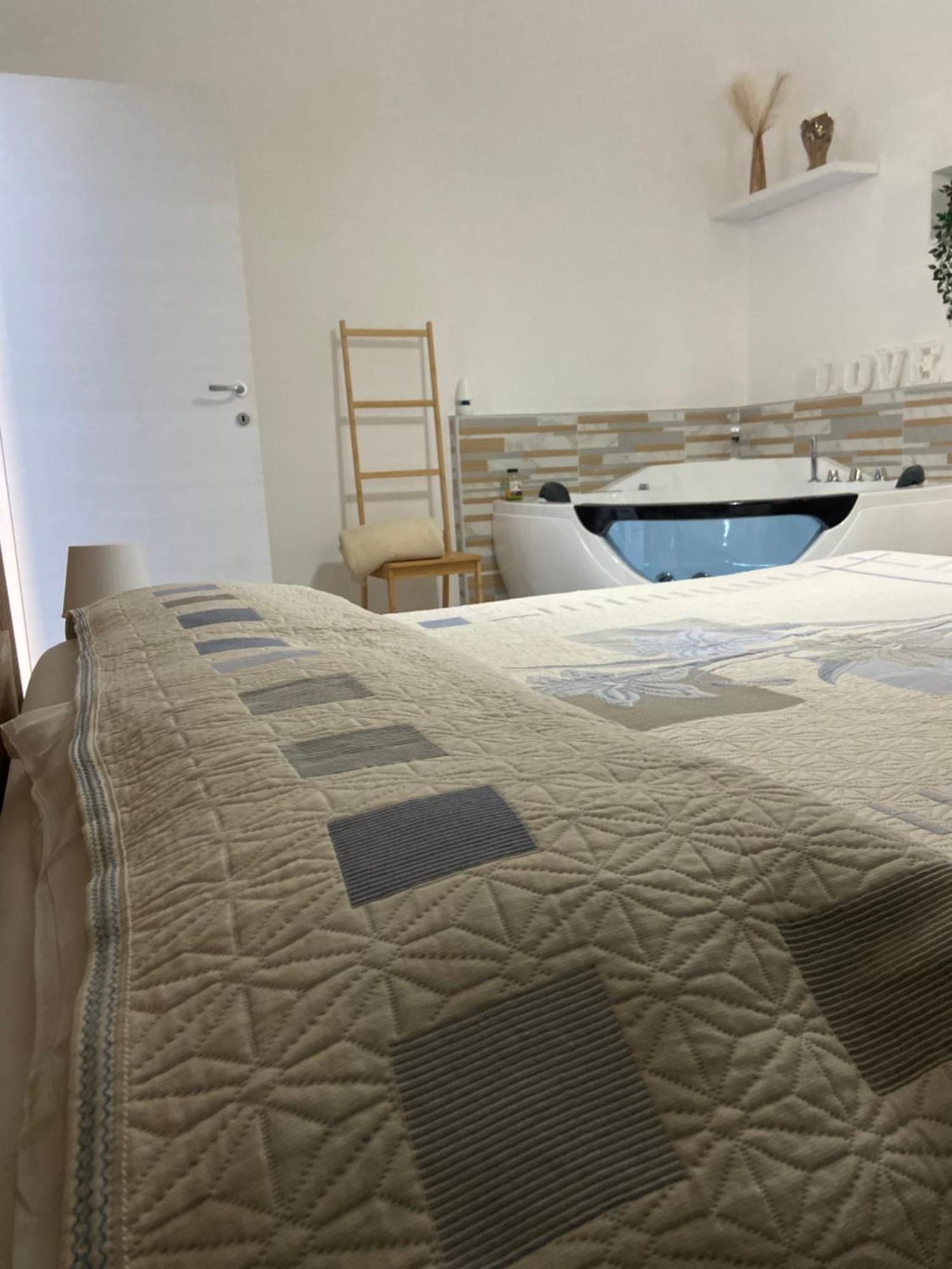 La Chicca Sul Mare Villa Bari Bagian luar foto